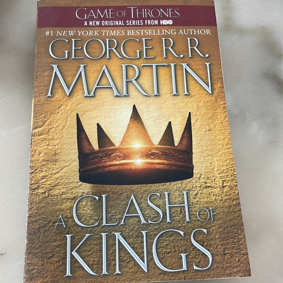 Game of thrones #1 New York Times Best seller books - Picture 4 of 7